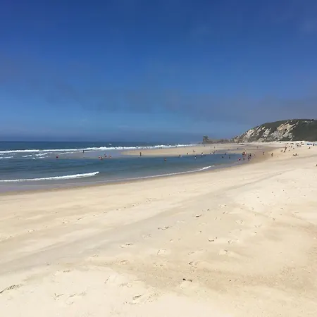 Porta Da - Paredes Da Vitória * Senhora da Vitoria