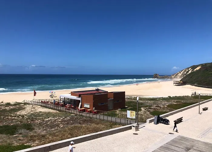 Porta Da - Paredes Da Vitoria